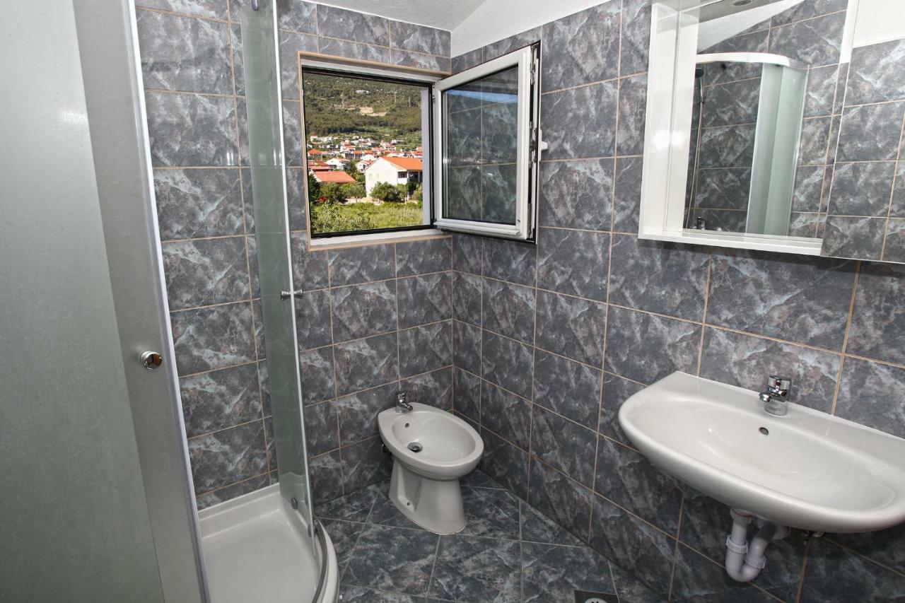 Apartments Ukic Kaštela 外观 照片