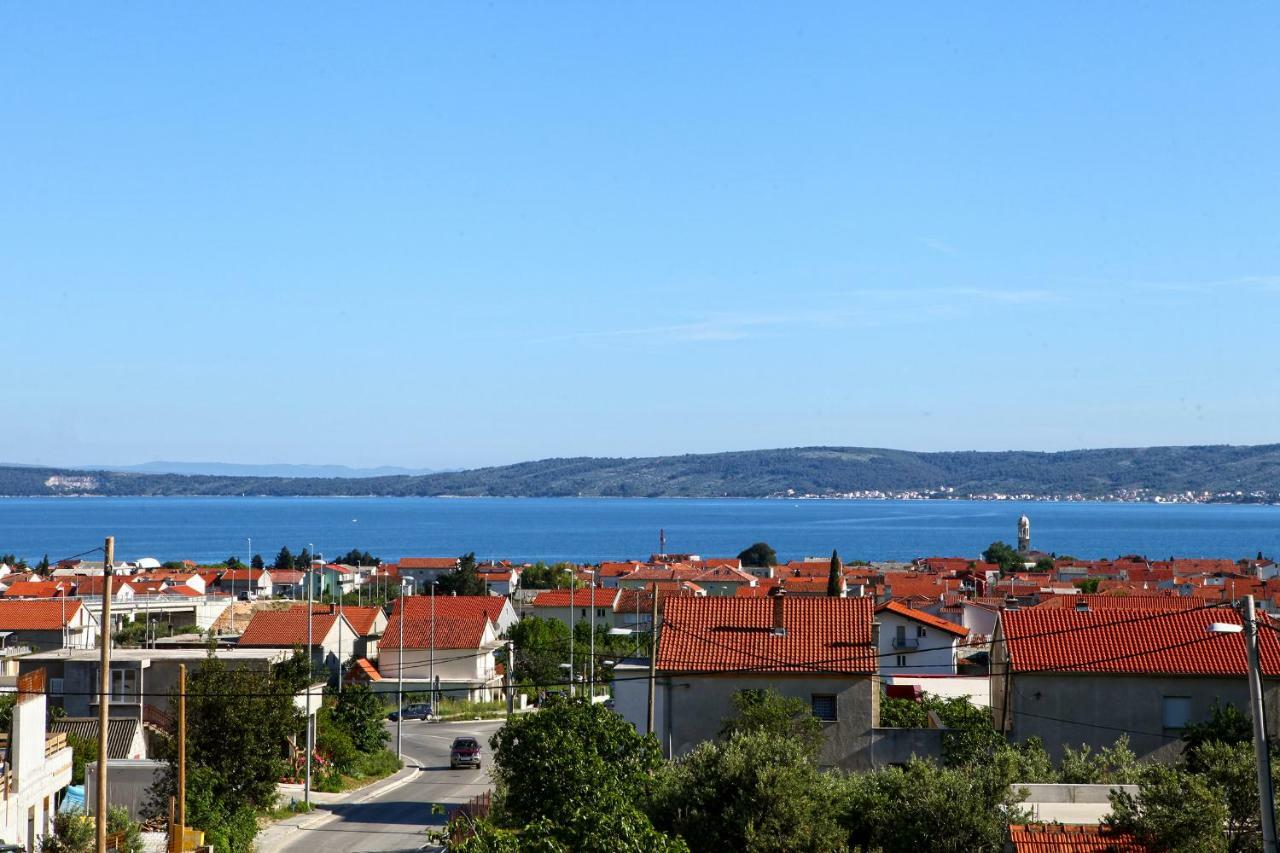 Apartments Ukic Kaštela 外观 照片