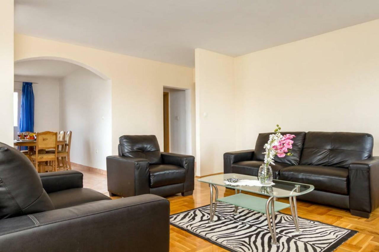 Apartments Ukic Kaštela 外观 照片