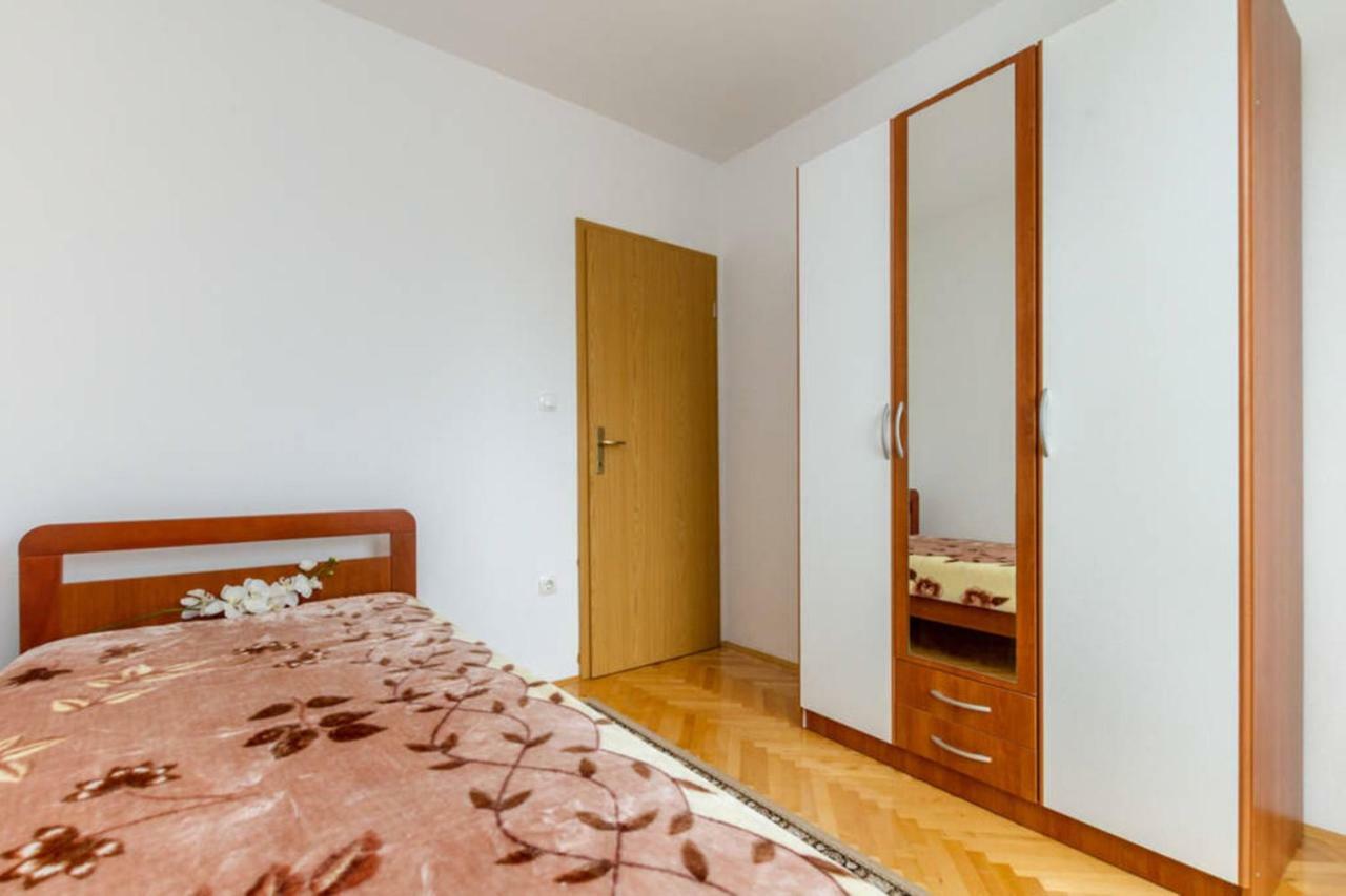 Apartments Ukic Kaštela 外观 照片