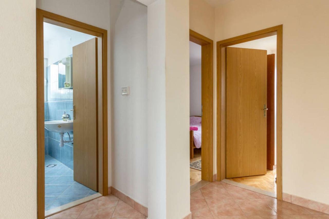 Apartments Ukic Kaštela 外观 照片