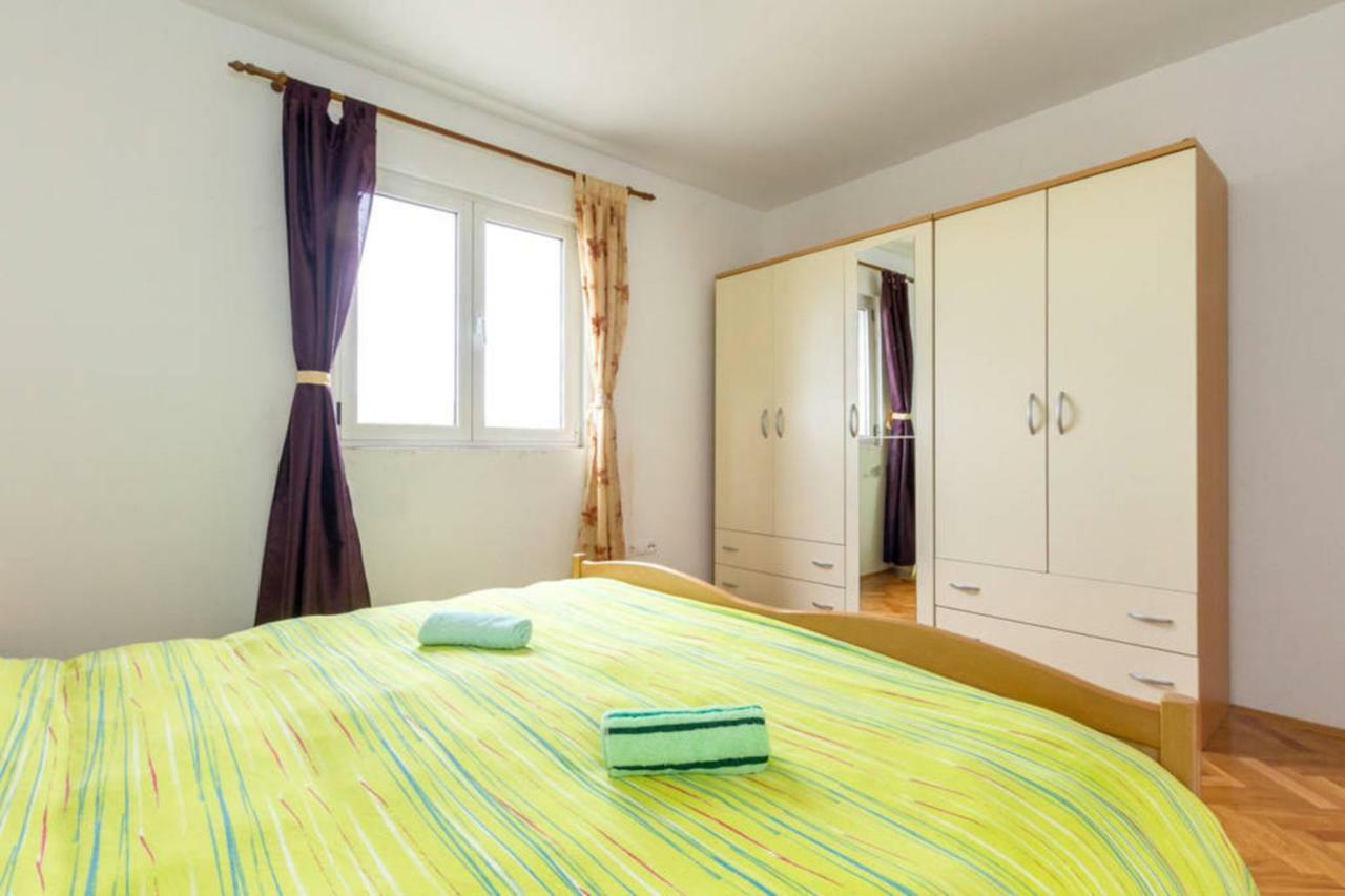 Apartments Ukic Kaštela 外观 照片
