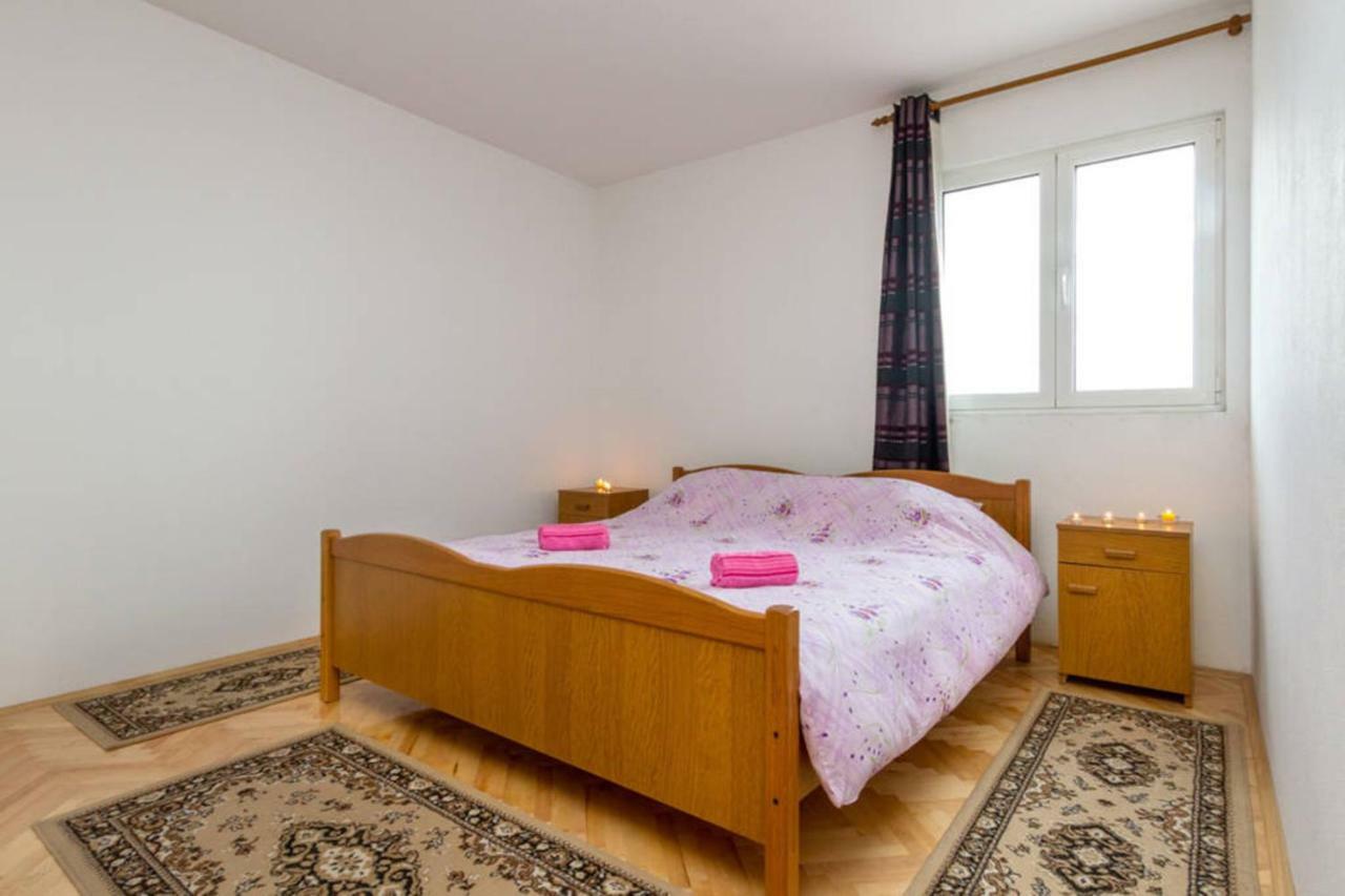 Apartments Ukic Kaštela 外观 照片